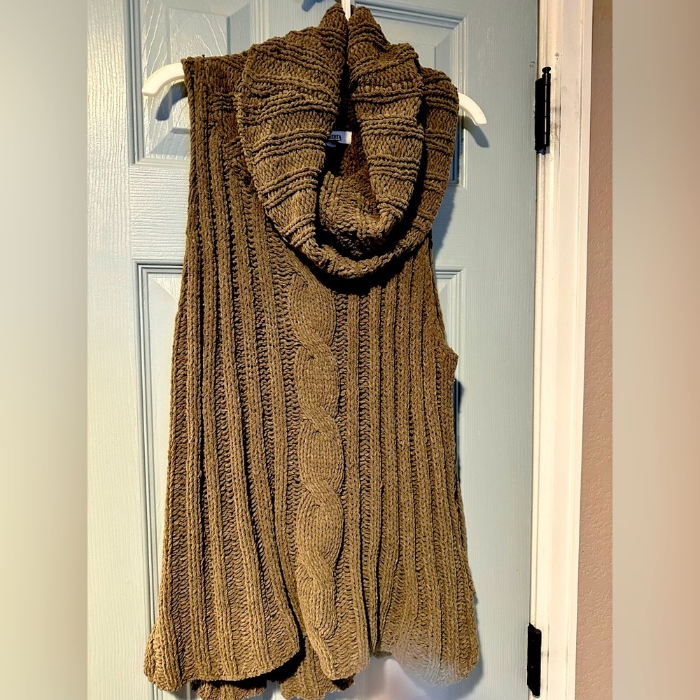 Boutique purchased chenille cowl top/vest